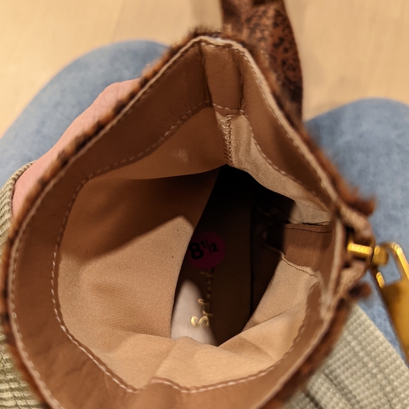 Leopard Print Ankle Boots with fur texture - Picture 10 of 12